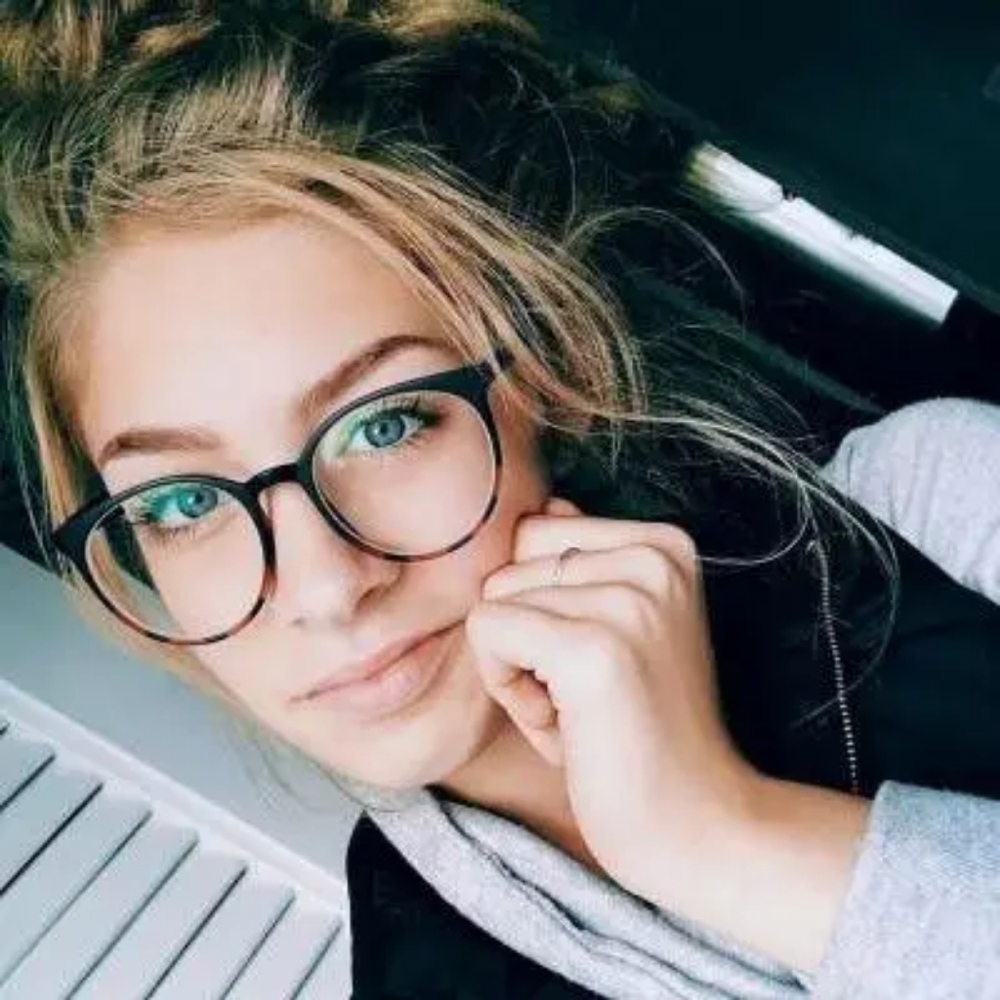 Fashion glasses